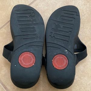 FitFlop Lulu Leather Cross Strap Slide Sandals